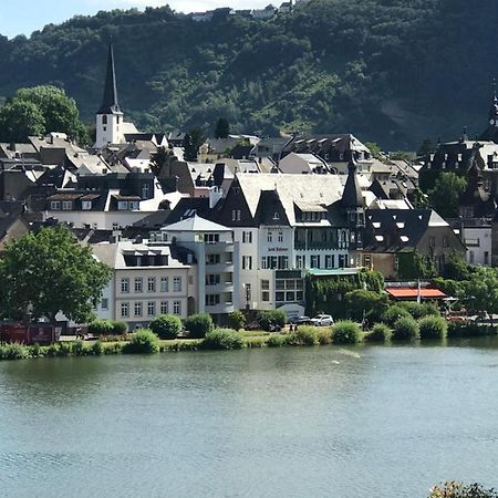 トラーベン・トラールバッハ Ferienhaus Moselblickヴィラ エクステリア 写真