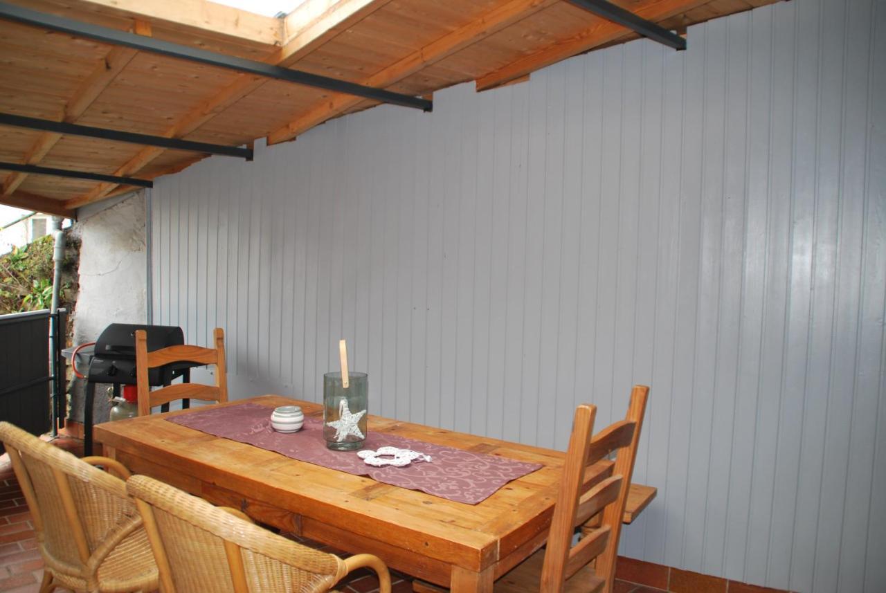 トラーベン・トラールバッハ Ferienhaus Moselblickヴィラ エクステリア 写真